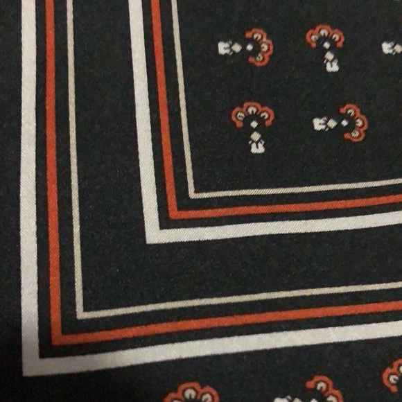 Vintage Damon Scarf-Made in Italy-Polyester-18x18-Green&Red - Picture 5 of 11